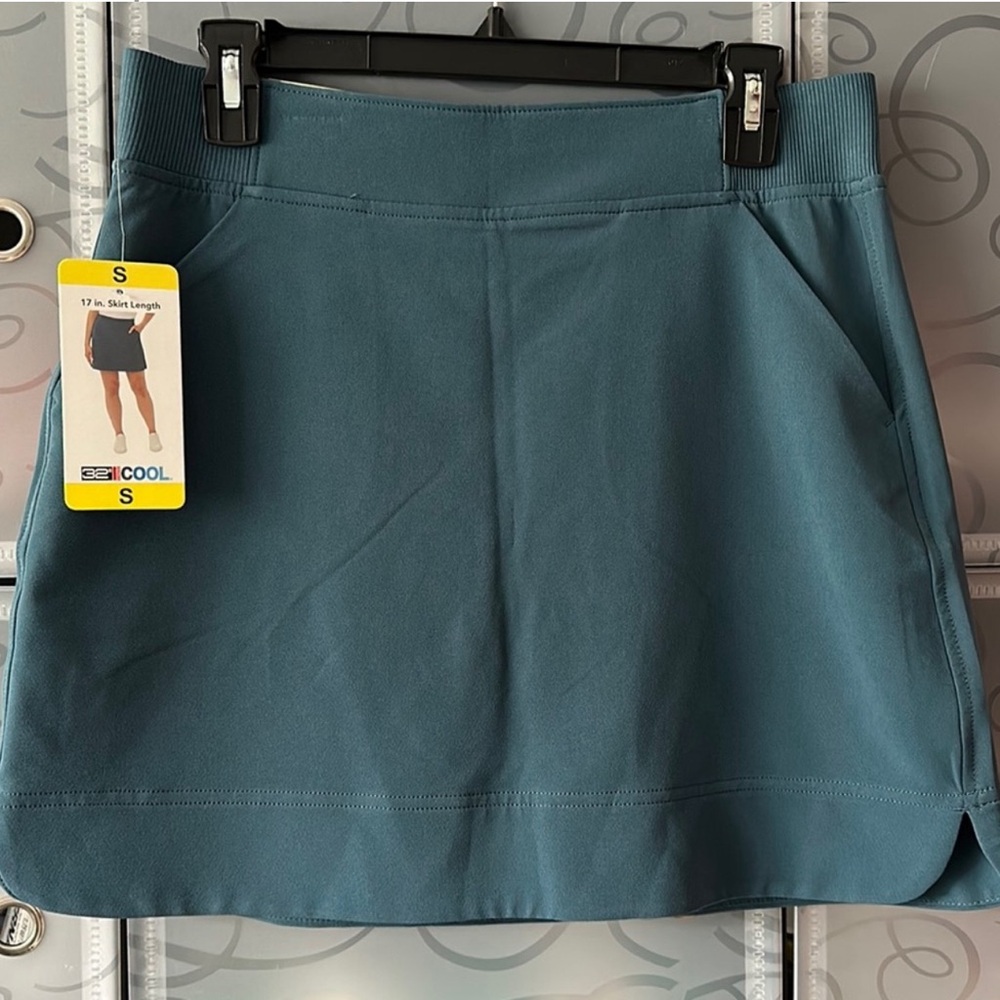 Small 32 Degrees skort